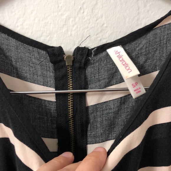Beautiful Black and Cream stripe Top - Picture 3 of 5